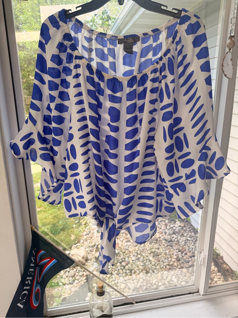 Casual Off-Shoulder Blue & White Printed Blouse